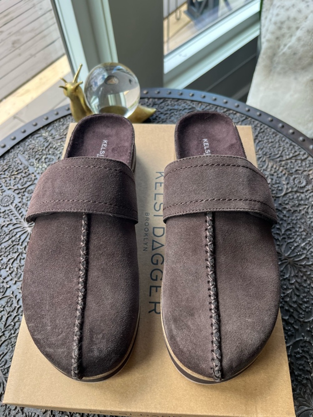 KELSI DAGGER BROOKLYN FIG PLATFORM MULES IN CACAO 7.5 - Picture 10 of 12